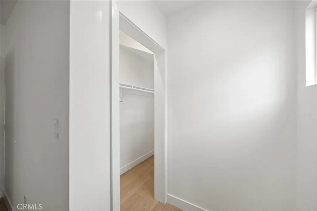 4254 W 58th Place, Los Angeles, California 90043 home-pic-29